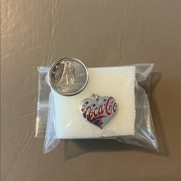 Charmed Aroma | Coca Cola Necklace - Picture 5 of 5